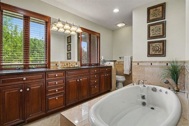 2616 Oakbrook Drive, Saint Joseph, MI 49085