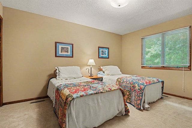 2616 Oakbrook Drive, Saint Joseph, MI 49085