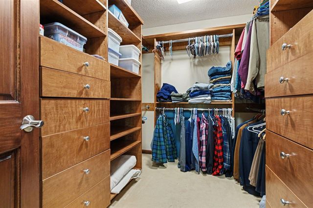 2616 Oakbrook Drive, Saint Joseph, MI 49085