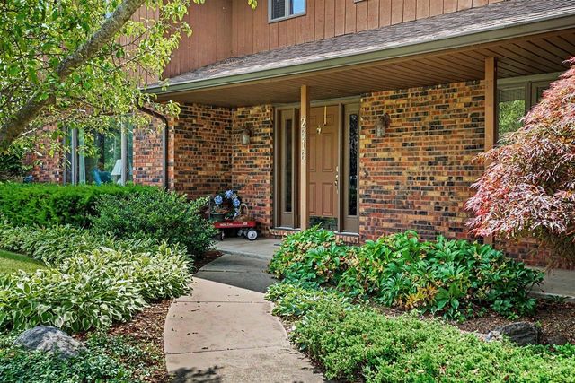2616 Oakbrook Drive, Saint Joseph, MI 49085
