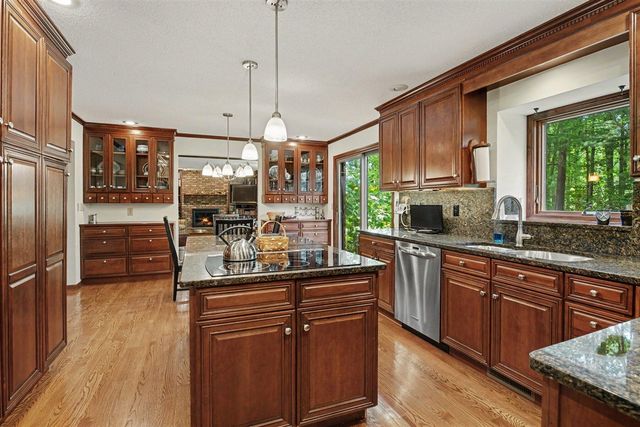 2616 Oakbrook Drive, Saint Joseph, MI 49085