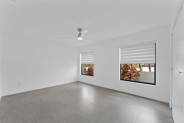 11152 HIGHLAND Circle, Boca Raton, FL 33428
