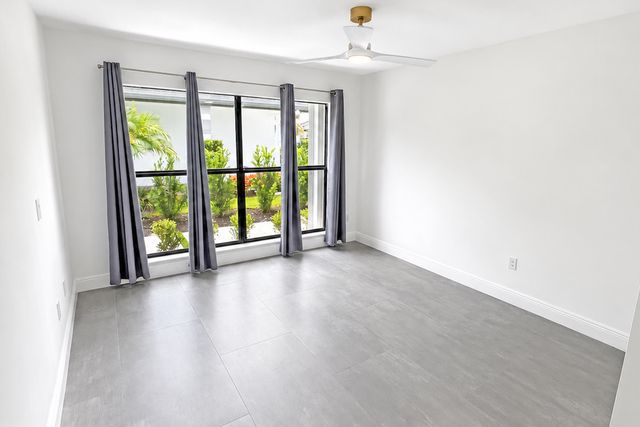 11152 HIGHLAND Circle, Boca Raton, FL 33428