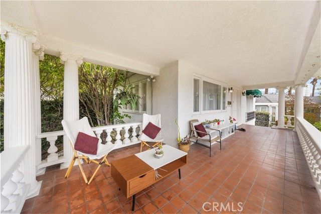 35 W State, Pasadena, CA 91105