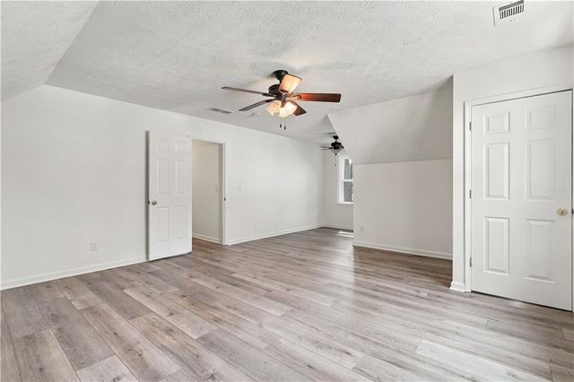 4690 Nutmeg Way SW, Lilburn, GA 30047