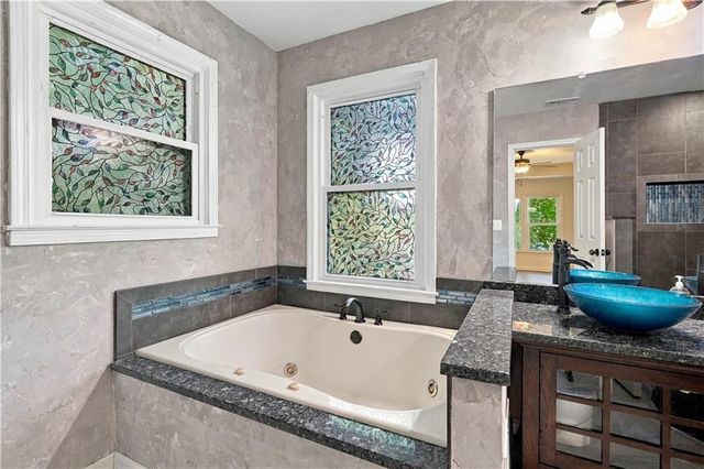 4690 Nutmeg Way SW, Lilburn, GA 30047