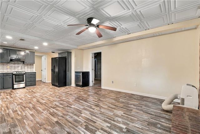 4690 Nutmeg Way SW, Lilburn, GA 30047