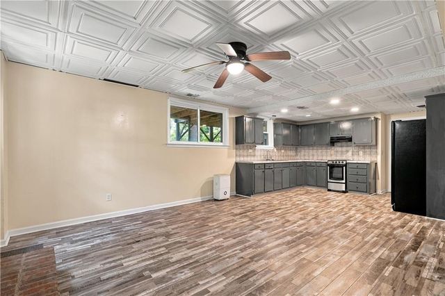 4690 Nutmeg Way SW, Lilburn, GA 30047