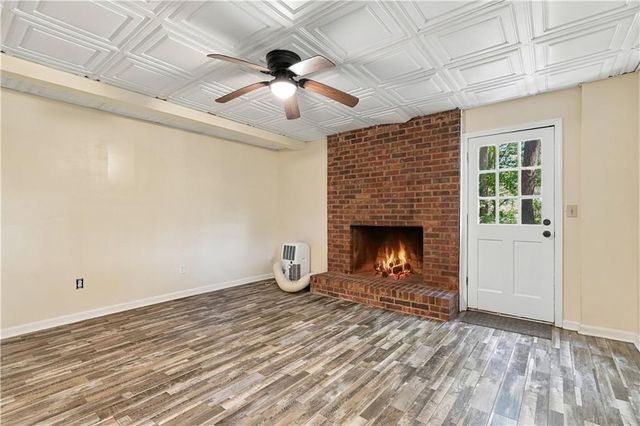 4690 Nutmeg Way SW, Lilburn, GA 30047