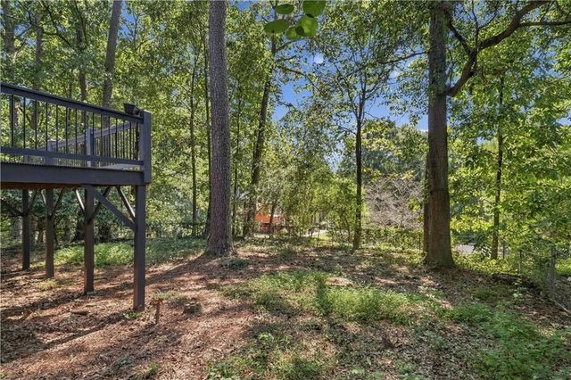 4690 Nutmeg Way SW, Lilburn, GA 30047