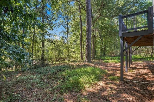 4690 Nutmeg Way SW, Lilburn, GA 30047