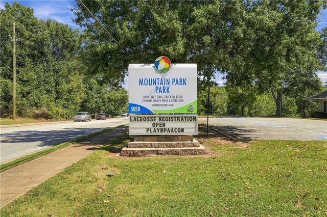 4690 Nutmeg Way SW, Lilburn, GA 30047