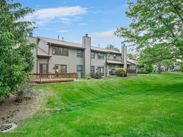 131 White Birch Lane, Westmont, IL 60559