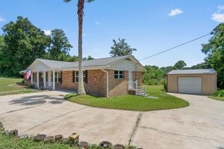145 Manring Drive, Fort Walton Beach, FL 32547