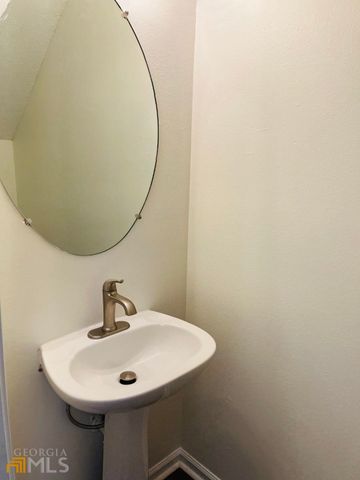 4037 Ravenwood Court, Union City, GA 30291