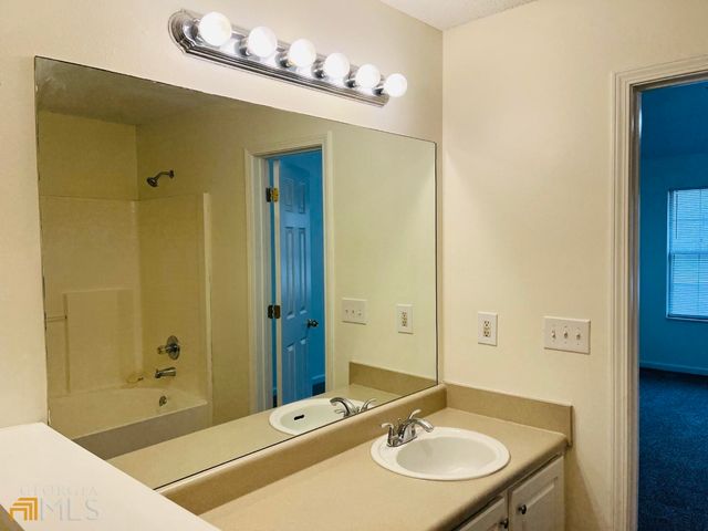 4037 Ravenwood Court, Union City, GA 30291