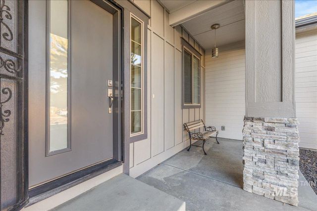 2415 W Sheridan Ave, Nampa, ID 83686