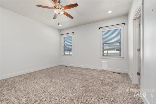 2415 W Sheridan Ave, Nampa, ID 83686