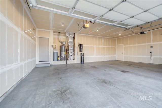 2415 W Sheridan Ave, Nampa, ID 83686