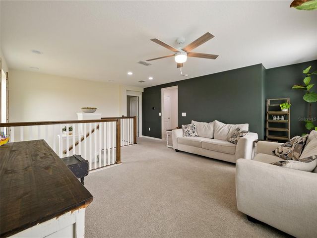 7043 OXBOW ROAD, Minneola, FL 34715