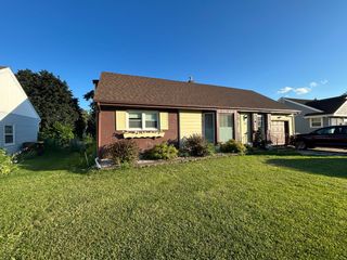 2725 Hooker Avenue, Rockford, IL 61108
