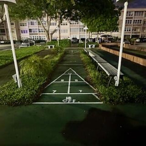 330 SE 2nd Street 202g, Hallandale Beach, FL 33009