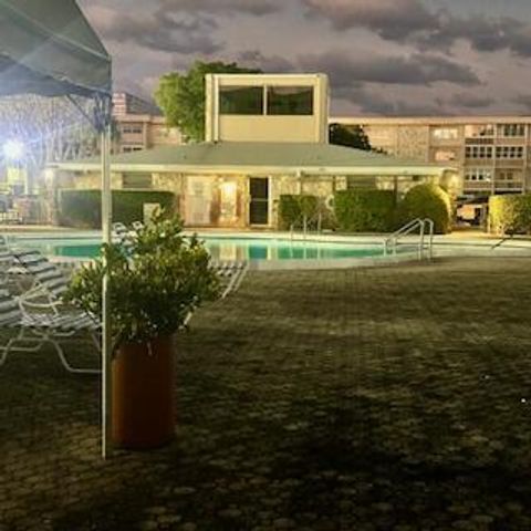 330 SE 2nd Street 202g, Hallandale Beach, FL 33009