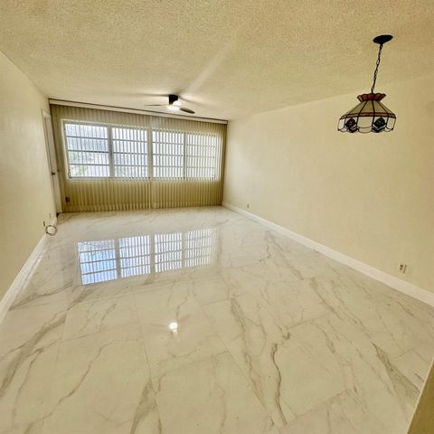 330 SE 2nd Street 202g, Hallandale Beach, FL 33009