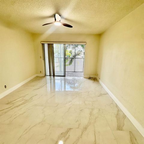 330 SE 2nd Street 202g, Hallandale Beach, FL 33009