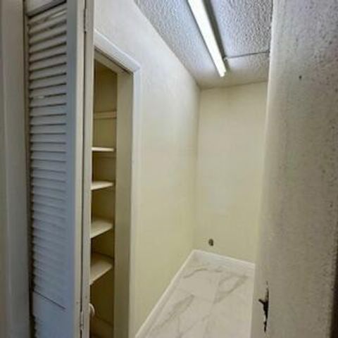 330 SE 2nd Street 202g, Hallandale Beach, FL 33009