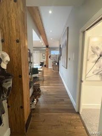 630 Emerson Road 104, Creve Coeur, MO 63141