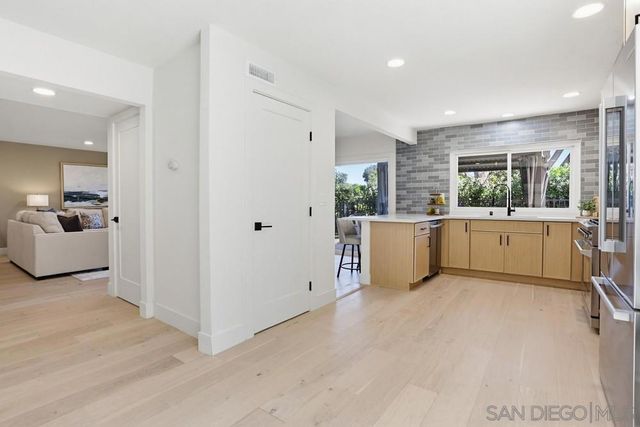 2003 Caminito Circulo Norte, La Jolla, CA 92037