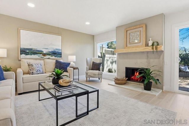 2003 Caminito Circulo Norte, La Jolla, CA 92037