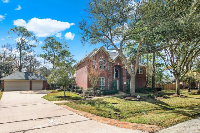 601 Forest Bend Lane, Friendswood, TX 77546