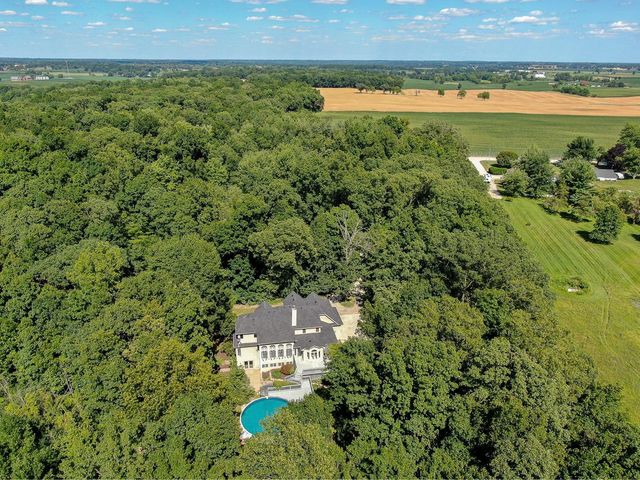 8208 Parker Road, Saline, MI 48176