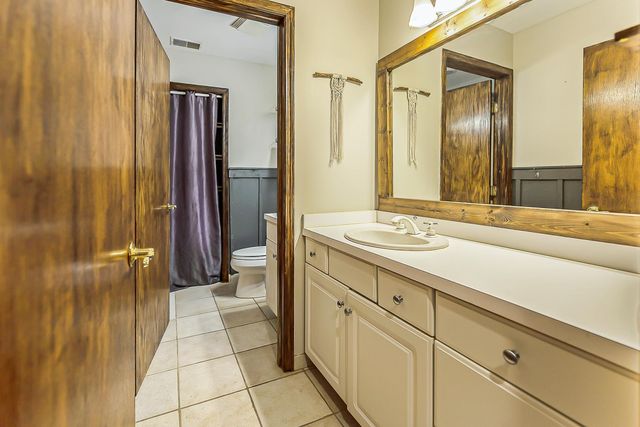 8208 Parker Road, Saline, MI 48176