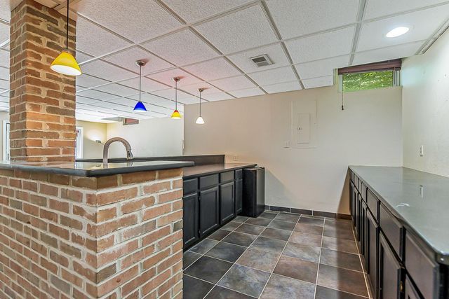 8208 Parker Road, Saline, MI 48176
