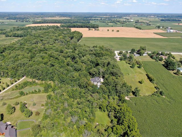 8208 Parker Road, Saline, MI 48176