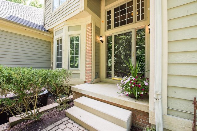 8208 Parker Road, Saline, MI 48176