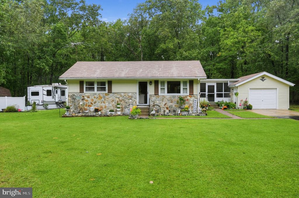 7406 3RD AVE, MAYS LANDING, NJ 08330 — exterior