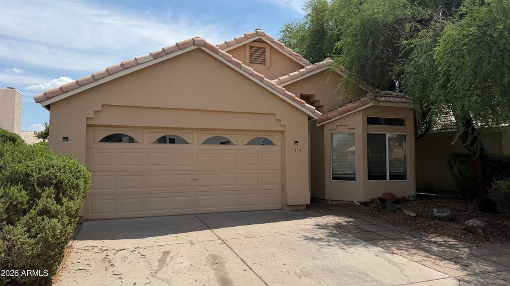 213 S CROSSCREEK Drive 262, Chandler, AZ 85225