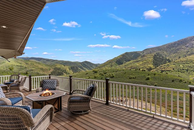 2013 N RIVER VIEW CIR, Huntsville, UT 84317