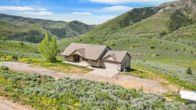 2013 N RIVER VIEW CIR, Huntsville, UT 84317