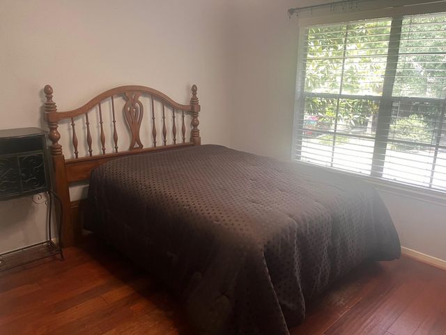 19 Lyreleaf Place, Spring, TX 77382