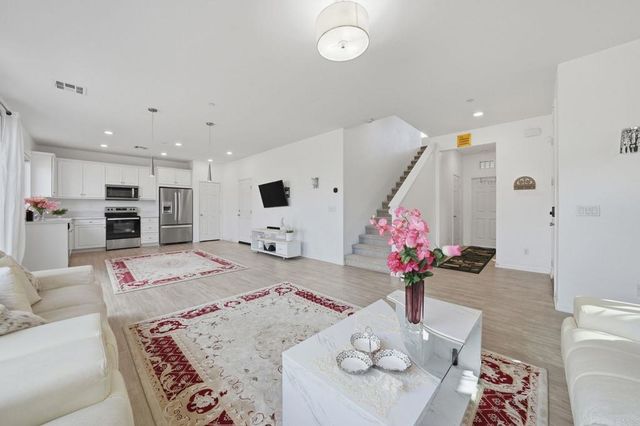 10633 Busch Street, Spring Valley, CA 91978