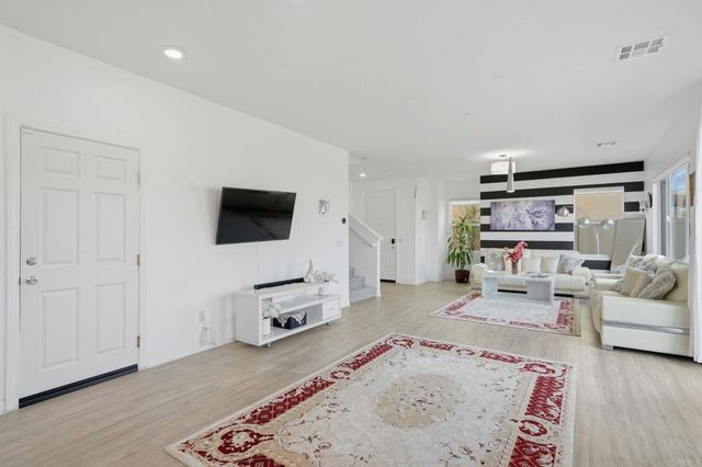 10633 Busch Street, Spring Valley, CA 91978