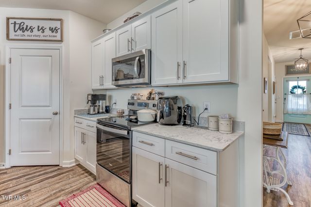 1028 Tara Court, Blountville, TN 37617