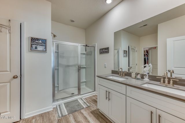 1028 Tara Court, Blountville, TN 37617