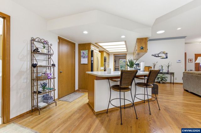 6497 Mahalo Dr SE, Salem, OR 97317