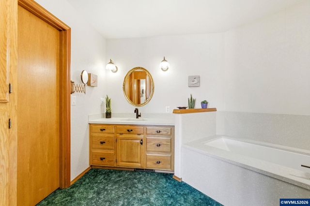 6497 Mahalo Dr SE, Salem, OR 97317